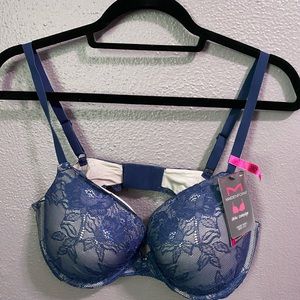 Maidenform Demi Coverage plunge Push Up Bra